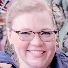Ms. Elizabeth Hooper
