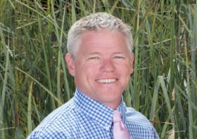 Dr. Eric Dixon